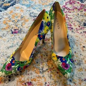 Guess Floral heels